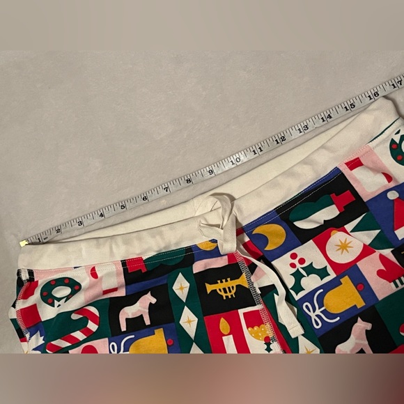 Hanna Andersson Christmas Pajama Bottoms - Picture 6 of 9
